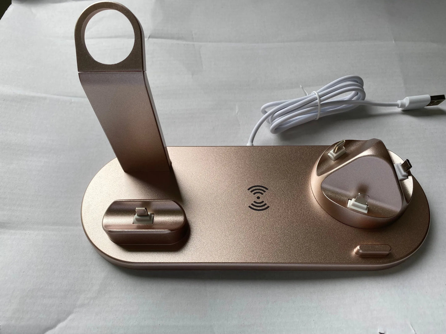 4-i-1 Trådlös Laddningsstation – 15W Snabbladdare för Mobil, Klocka & Hörlurar